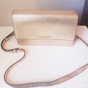 Michael kors crossbody bag